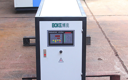 怎么解決螺桿式冷水機斷水故障？